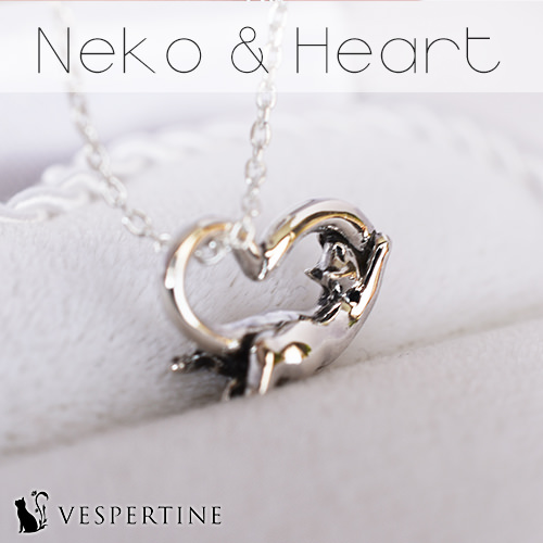 猫とハートのネックレス